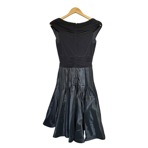 Tadashi Collection Cocktail Dress Black Fit & Flare Draped & lTrumpet Size 4 - Picture 10 of 15